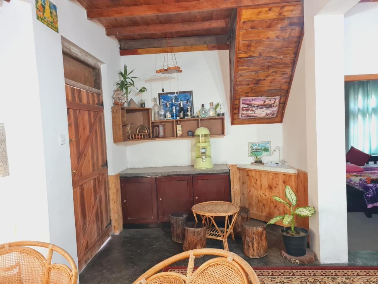 Sasru Holiday Home 努沃勒埃利耶 外观 照片