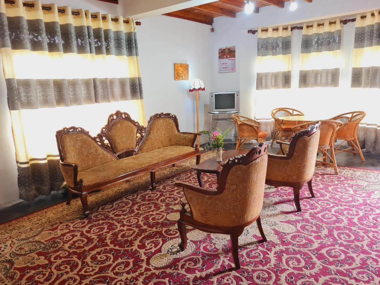 Sasru Holiday Home 努沃勒埃利耶 外观 照片