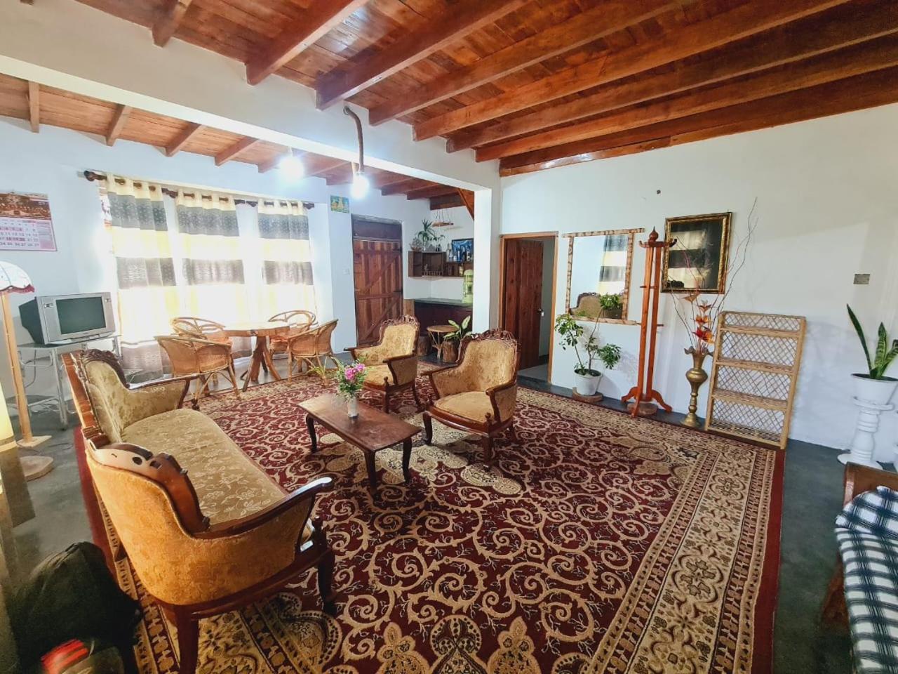 Sasru Holiday Home 努沃勒埃利耶 外观 照片